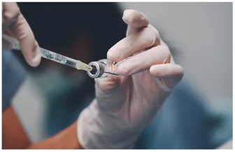 Tiêm vaccine phòng bệnh